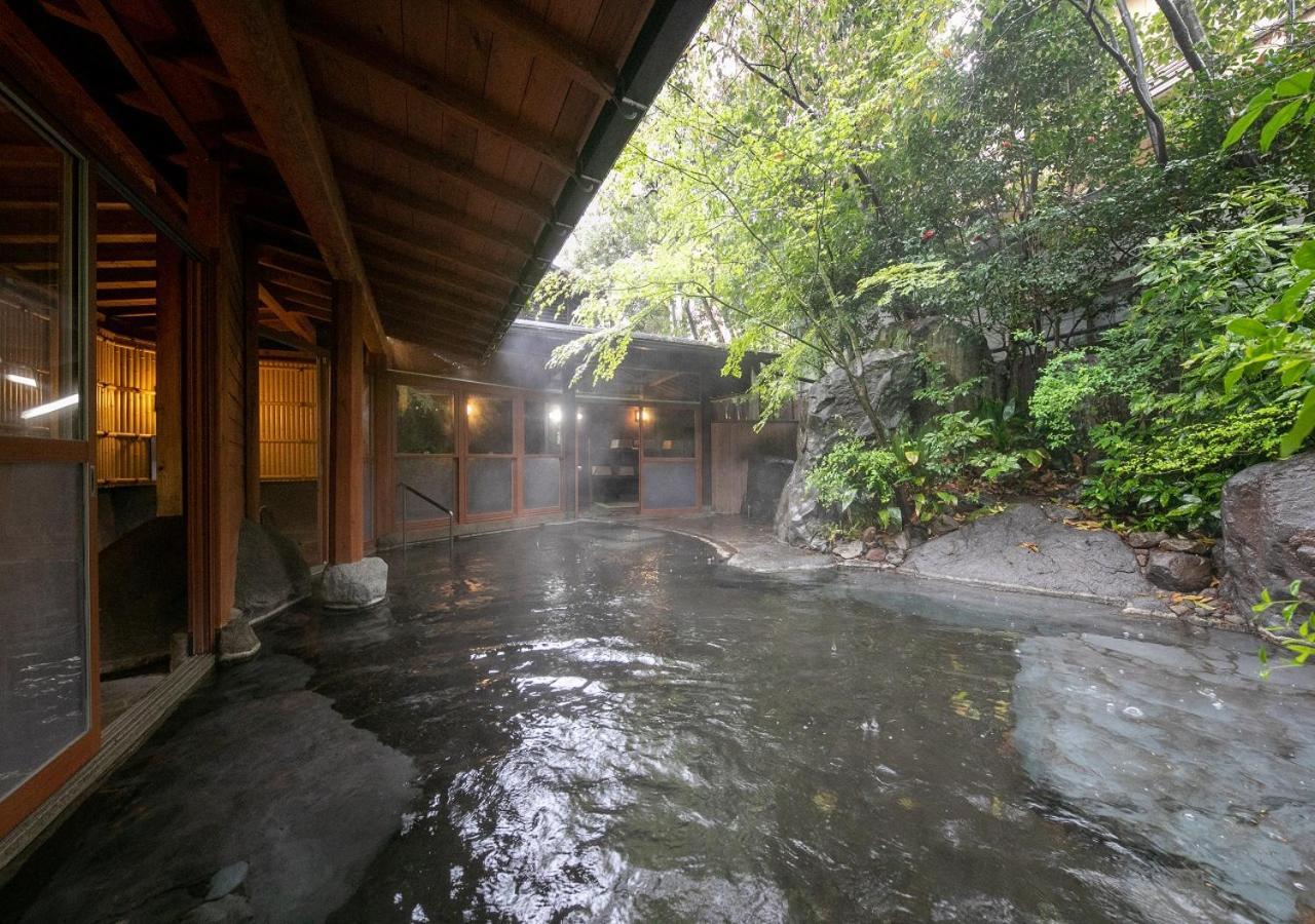 日野春布院温泉日式旅馆 由布市